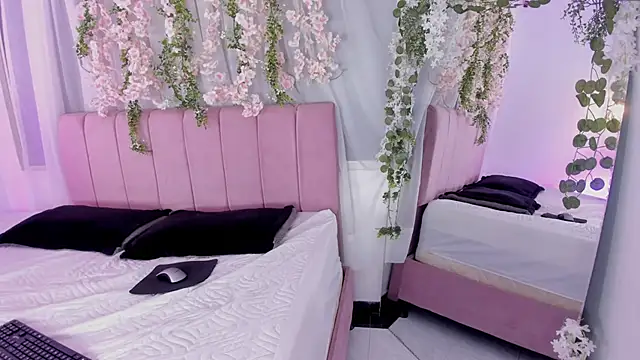 nicky bonny18 online show from 02/16/26, 12:23