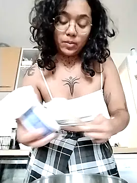 therealsun8 online show from 04/10/26, 06:51