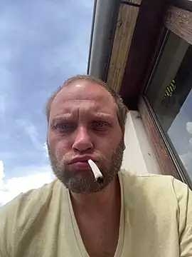 Hamsterdich online show from 05/17/26, 01:51