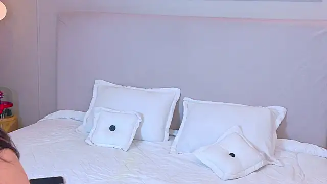 zarah queen online show from 02/21/26, 03:07