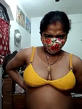 Snapshot of Angel_eyes00 chatting on 01/15/26, 04:33 Angel eyes00 online show from 01/15/26, 04:33