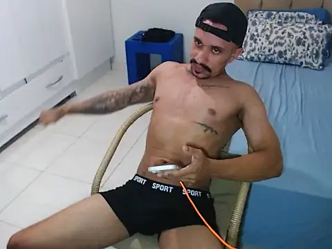 Snapshot of lipegonzalezz chatting on 02/26/26, 12:20 lipegonzalezz online show from 02/26/26, 12:20