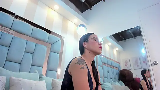 charolnox online show from 02/12/26, 12:22