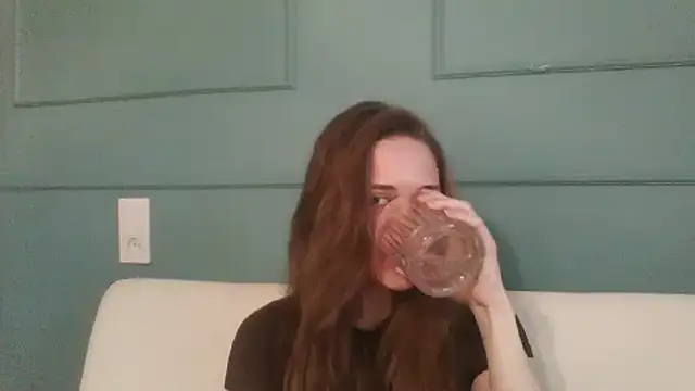 Vyressa online show from 03/06/26, 01:07