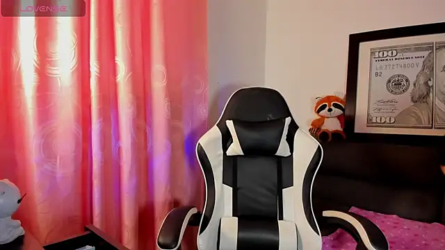 LucianaMoreau online show from 05/12/26, 08:50