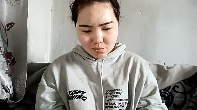 MollyAsian online show from 02/04/26, 04:07