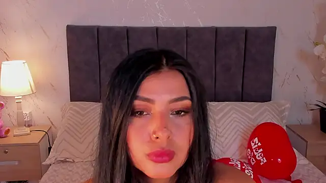 Snapshot of Antonella_Coruso chatting on 02/14/26, 10:06 Antonella Coruso online show from 02/14/26, 10:06