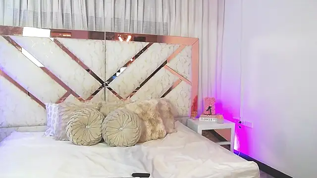 Snapshot of JuliKeita chatting on 01/14/26, 09:20 JuliKeita online show from 01/14/26, 09:20