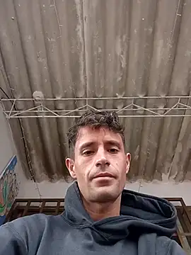 Snapshot of torvyHot chatting on 01/15/26, 09:18 torvyHot online show from 01/15/26, 09:18