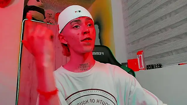 Maiky Cooper01 online show from 01/15/26, 01:32