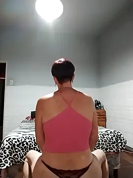 Juguetonafogosa5 online show from 02/02/26, 04:38