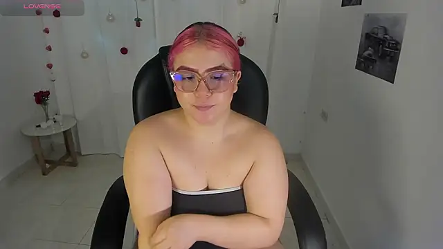 lanna  wilson online show from 03/12/26, 12:00