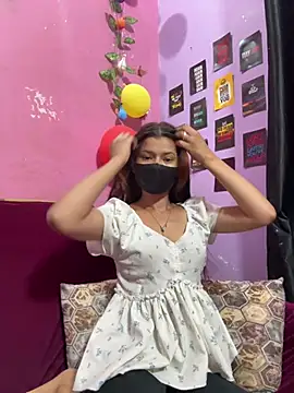 MissHermione2 online show from 04/17/26, 07:55