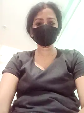 sexyqueen558 online show from 04/16/26, 05:47