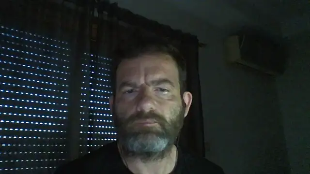 Snapshot of _grj1 chatting on 06/07/26, 05:22 grj1 online show from 06/07/26, 05:22
