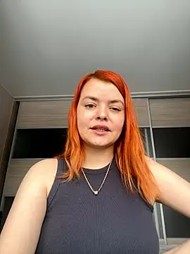 AliceFourelm online show from 01/12/26, 05:45