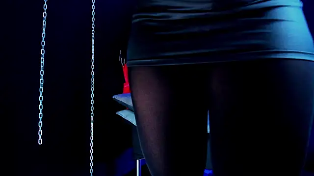 LucyStonne online show from 04/06/26, 07:59