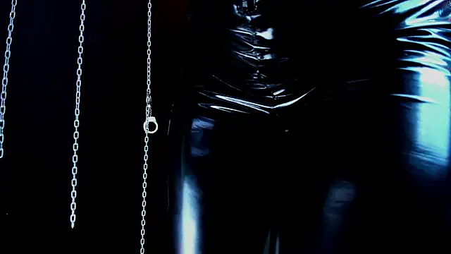 LucyStonne online show from 04/14/26, 08:15