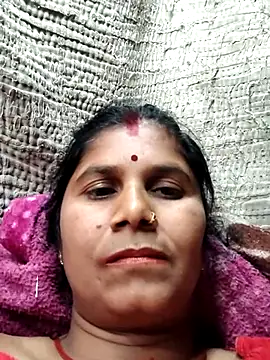 Snapshot of Hot_di97 chatting on 02/18/26, 08:21 Hot di97 online show from 02/18/26, 08:21