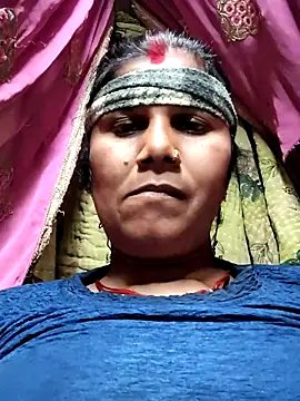 Snapshot of Hot_di97 chatting on 02/21/26, 12:50 Hot di97 online show from 02/21/26, 12:50