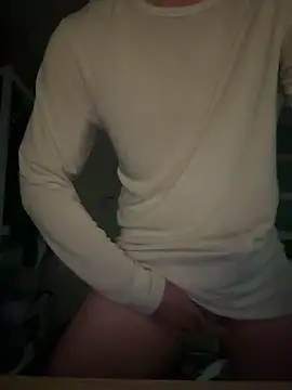 Snapshot of Alexkimsumin chatting on 04/14/26, 03:07 Alexkimsumin online show from 04/14/26, 03:07