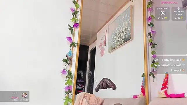 Snapshot of la_saris chatting on 03/02/26, 07:15 la saris online show from 03/02/26, 07:15