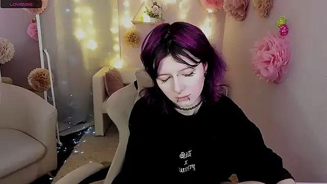 Ashley Veil online show from 04/25/26, 09:01