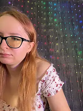 coy girl  online show from 02/04/26, 11:49