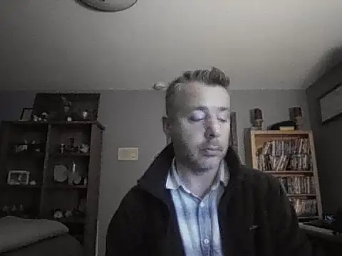 Snapshot of chrisw8140 chatting on 02/06/26, 05:45 chrisw8140 online show from 02/06/26, 05:45