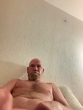 sofnhornyforu online show from 05/05/26, 03:58