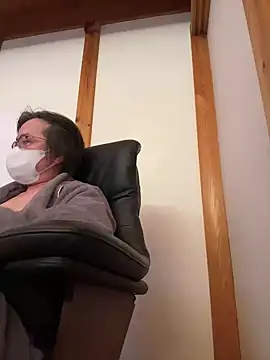 Snapshot of hiroshi-1964 chatting on 02/09/26, 10:25 hiroshi-1964 online show from 02/09/26, 10:25