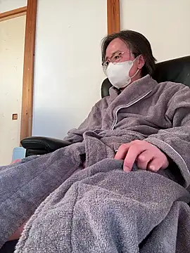 Snapshot of hiroshi-1964 chatting on 02/18/26, 05:03 hiroshi-1964 online show from 02/18/26, 05:03