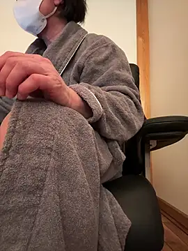 Snapshot of hiroshi-1964 chatting on 02/23/26, 02:58 hiroshi-1964 online show from 02/23/26, 02:58