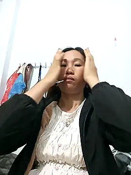 Snapshot of CML93 chatting on 02/15/26, 07:27 CML93 online show from 02/15/26, 07:27