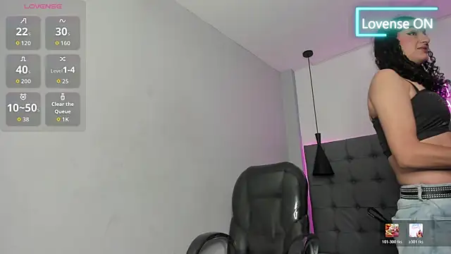 scarletcherry18 online show from 07/06/26, 04:09