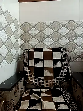 Cute purnima143 online show from 02/10/26, 05:44