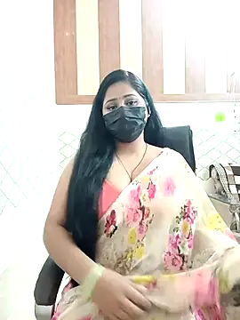 Cute purnima143 online show from 03/18/26, 01:58