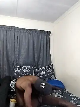 FINEBABYWOLF online show from 01/12/26, 09:20