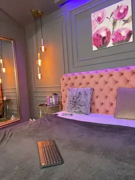 Snapshot of ScarletSnows chatting on 02/22/26, 06:17 ScarletSnows online show from 02/22/26, 06:17