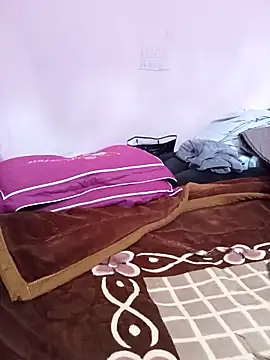 Phoebe-e online show from 03/13/26, 11:33