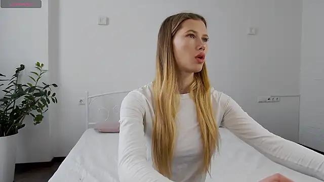 RachelWooods online show from 01/16/26, 07:12