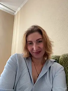 Snapshot of _Crystal_2 chatting on 01/15/26, 11:59 Crystal 2 online show from 01/15/26, 11:59