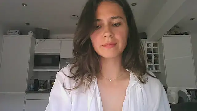 Luxyssa online show from 06/23/26, 01:53