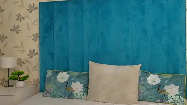 AnyaHappiness online show from 03/26/26, 06:19