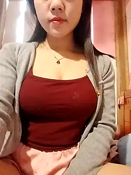 Snapshot of Ngocmai_lazdy chatting on 01/13/26, 03:45 Ngocmai lazdy online show from 01/13/26, 03:45