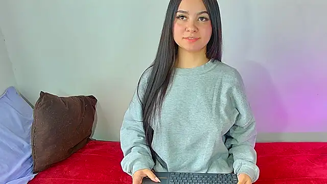 Anniecute   online show from 04/15/26, 05:42