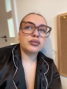 ElisonFox online show from 01/16/26, 02:32