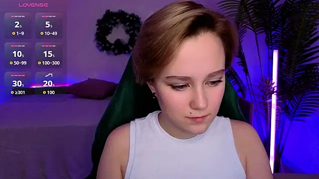 Ellie Heavenly online show from 01/18/26, 08:29