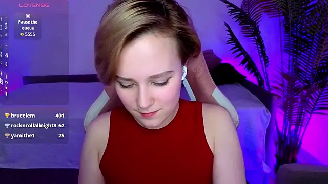 Ellie Heavenly online show from 02/01/26, 07:18