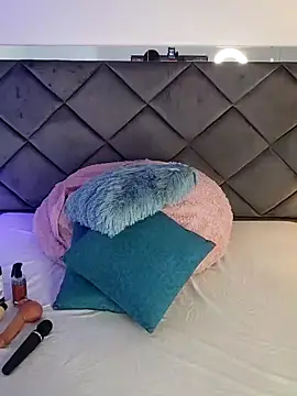 Lucia fastcollins online show from 01/16/26, 01:04